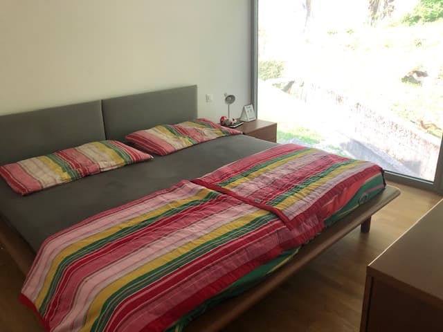 Gallery image 6