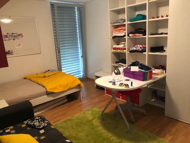 Gallery image 7