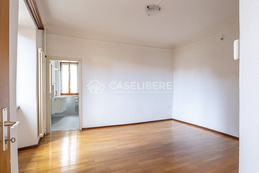 Gallery image 11