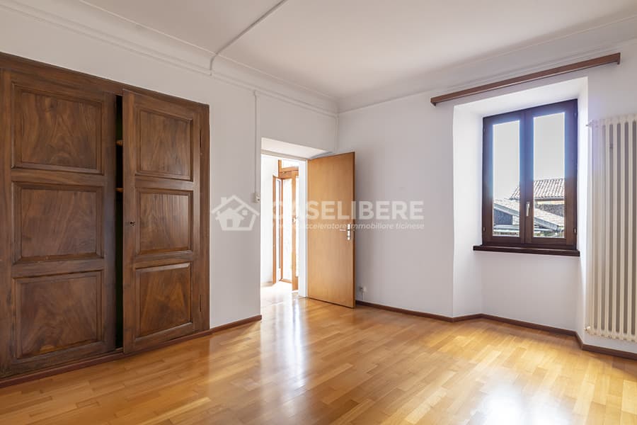 Gallery image 12