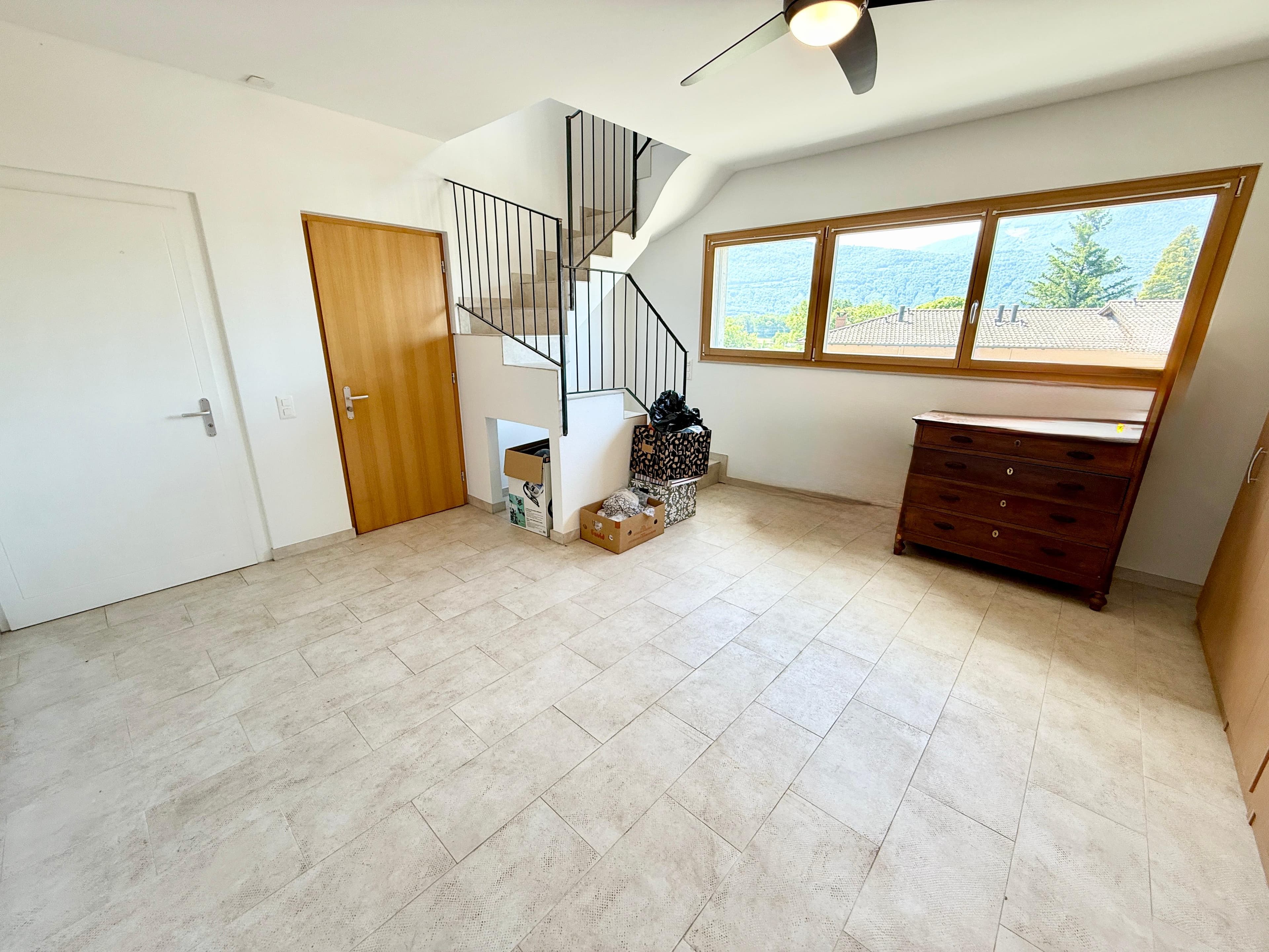 Gallery image 13