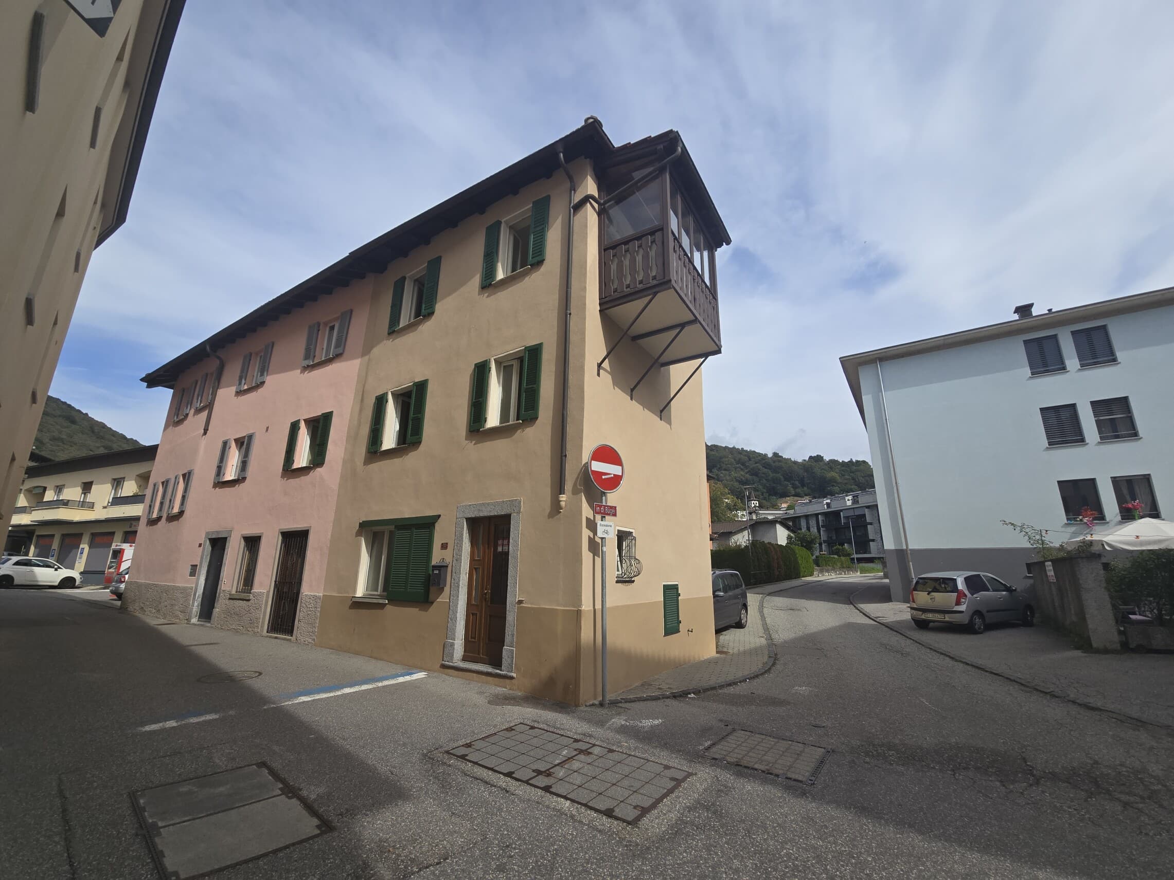 Gallery image 13