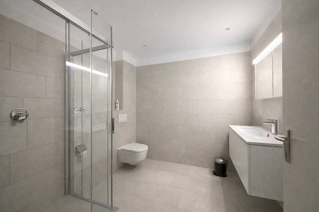 Gallery image 8