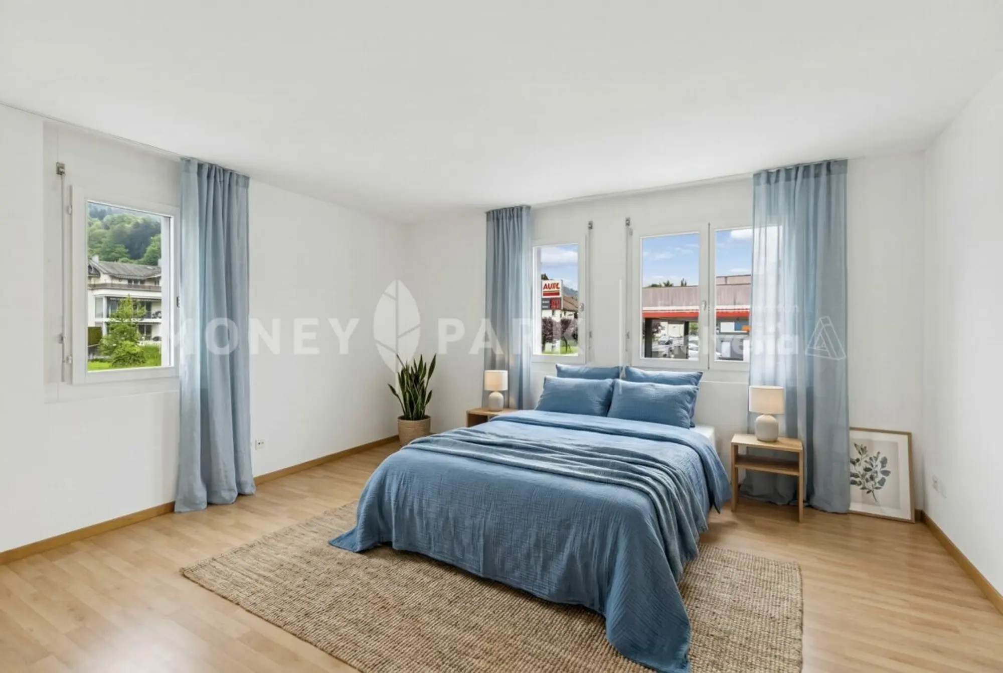 Gallery image 4